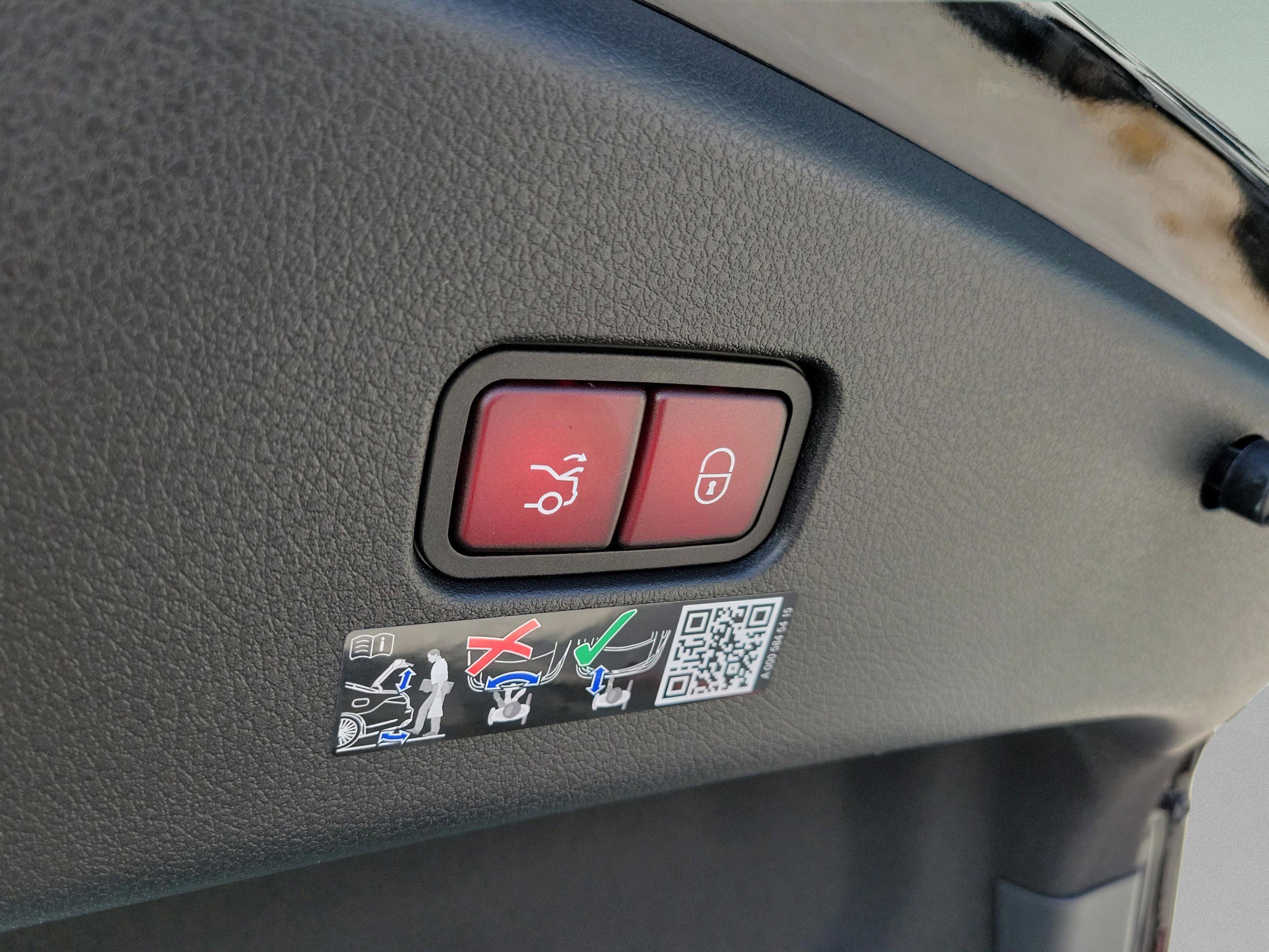 New 2026 Mercedes-Benz CLE 300 4MATIC Coupe image 25