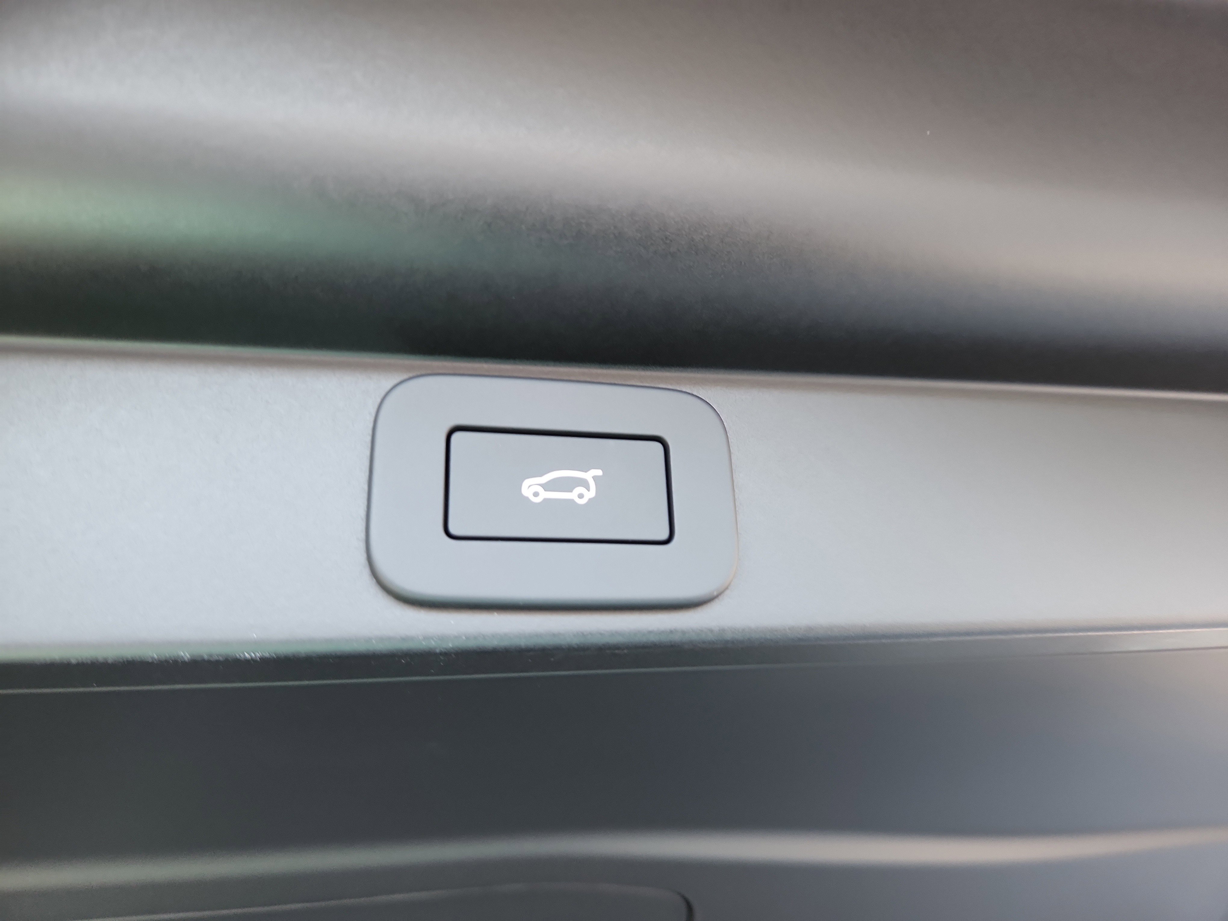 New 2025 Land Rover Range Rover Long Wheelbase SE image 14