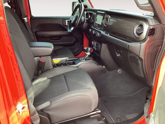 Used 2020 Jeep Wrangler Unlimited Sahara w/ Uconnect 4C Nav & Sound Group image 15