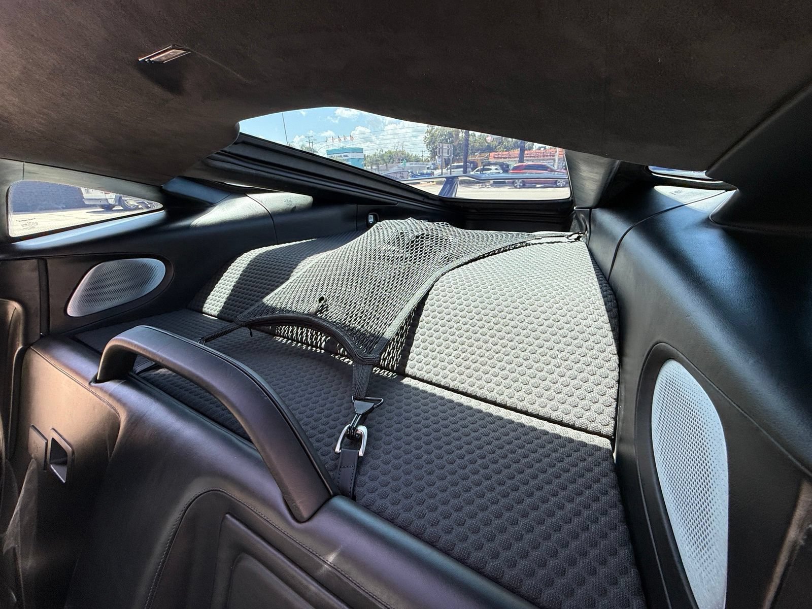 Used 2020 McLaren GT RWD image 27
