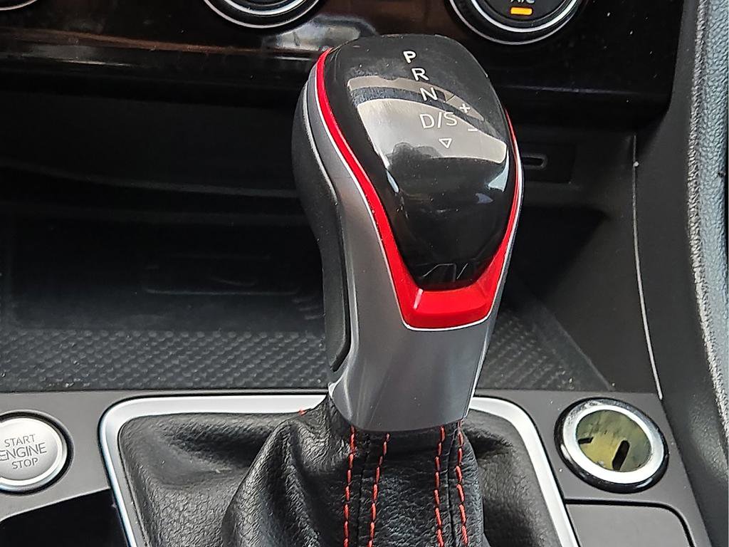 Used 2023 Volkswagen Jetta GLI Autobahn w/ GLI Black Package image 18