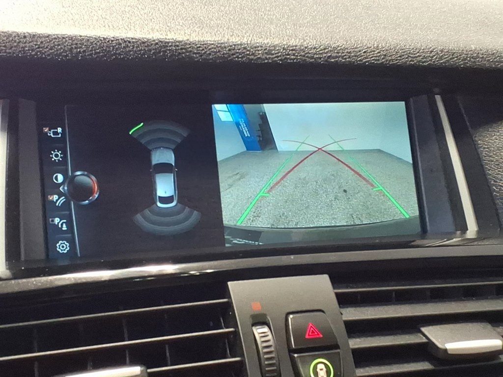 Used 2018 BMW X4 M40i image 13