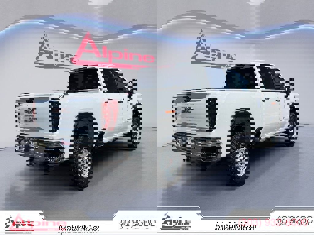 Used 2024 GMC Sierra 2500 Pro image 5