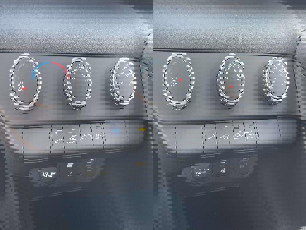 New 2026 Hyundai Elantra SE image 33