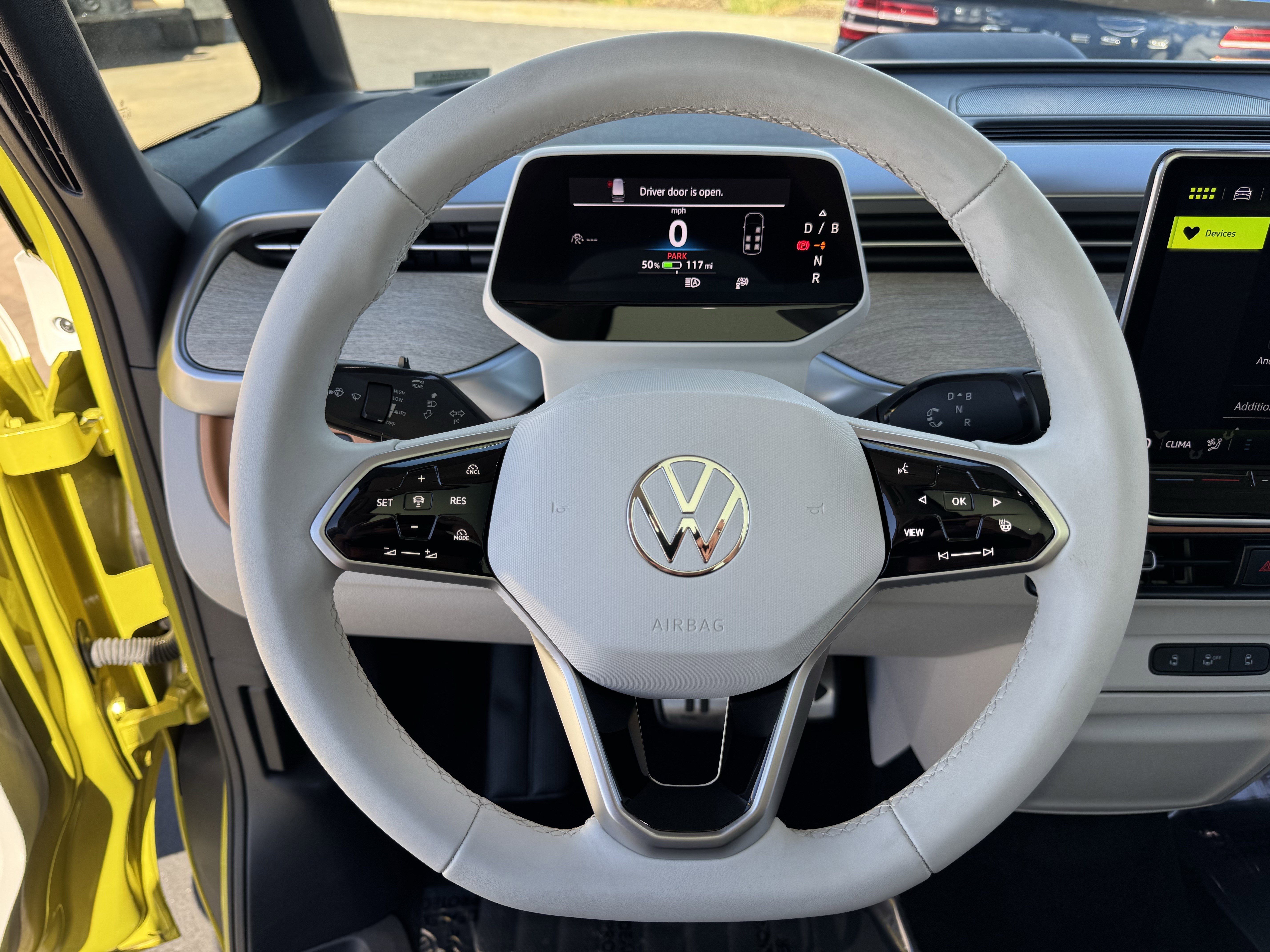 Used 2025 Volkswagen ID. Buzz 1st Edition image 18