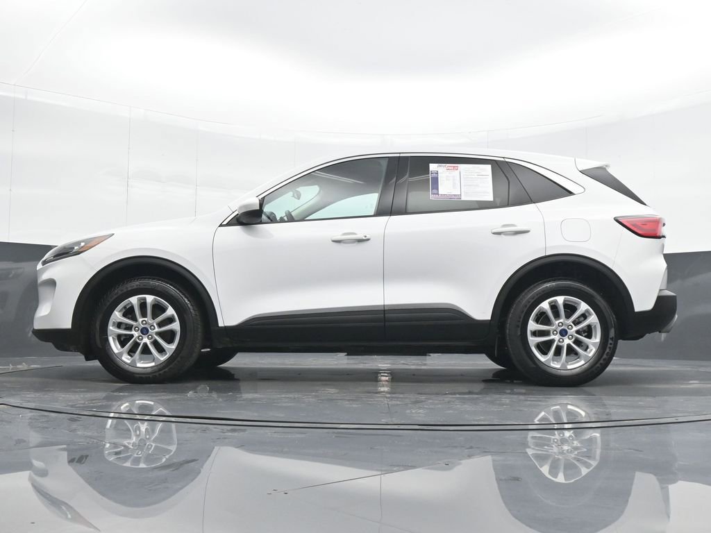 Used 2021 Ford Escape SE w/ Cold Weather Package image 18