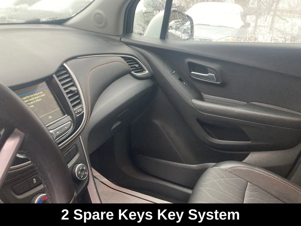 Used 2019 Chevrolet Trax LT w/ LT Convenience Package image 15