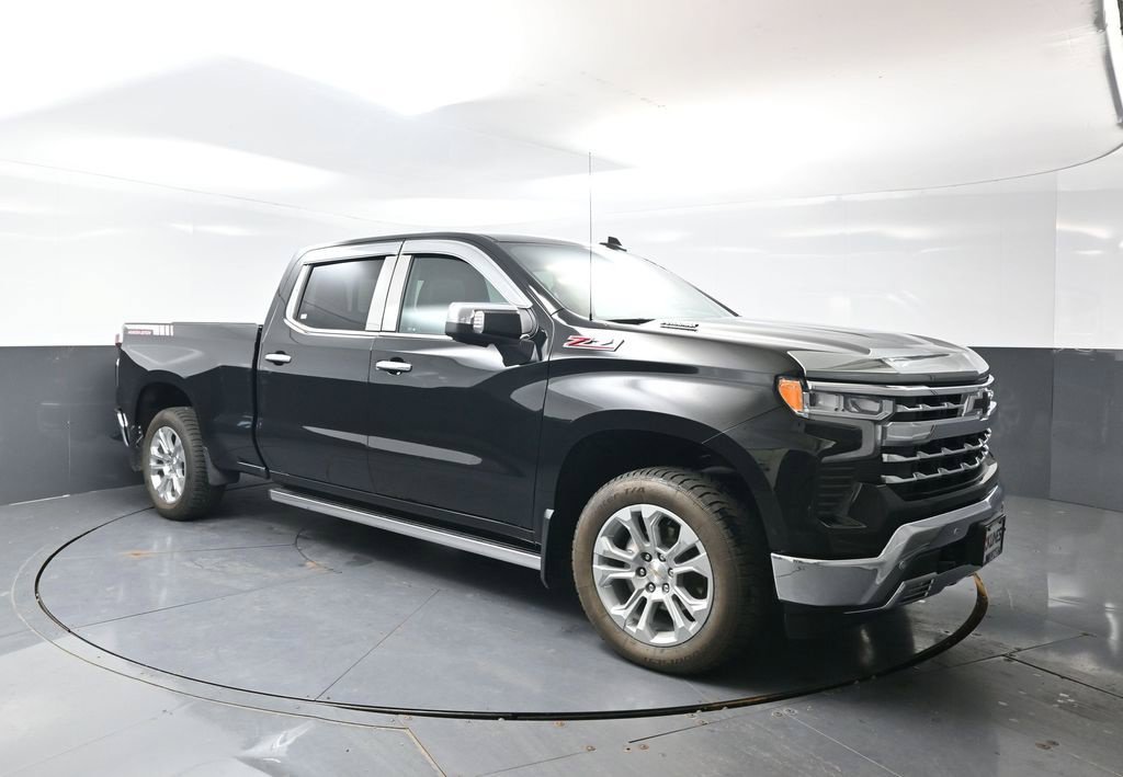 Used 2024 Chevrolet Silverado 1500 LTZ w/ Technology Package AWD/4WD image 6