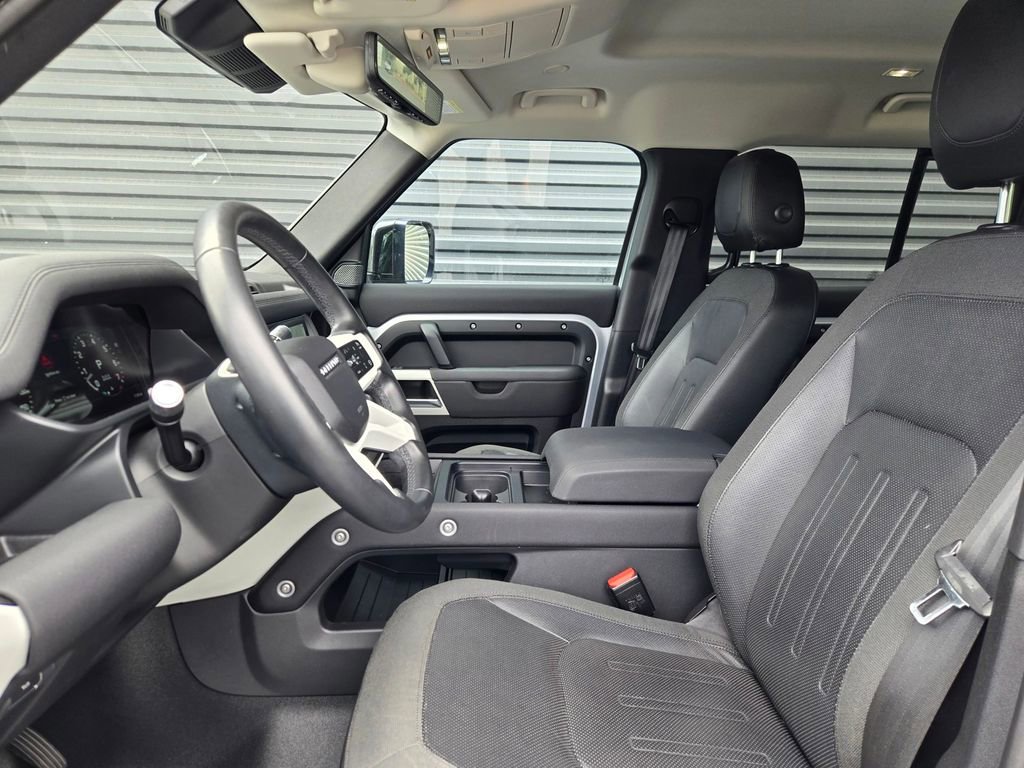 Used 2020 Land Rover Defender 110 SE AWD/4WD image 26