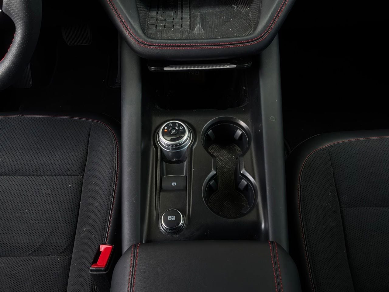 Used 2025 Ford Explorer ST AWD/4WD image 17