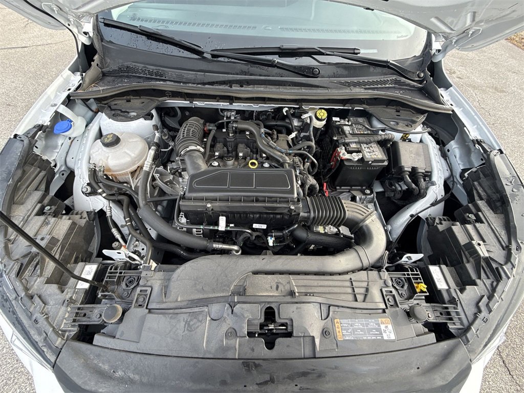 Used 2025 Ford Escape Active image 17