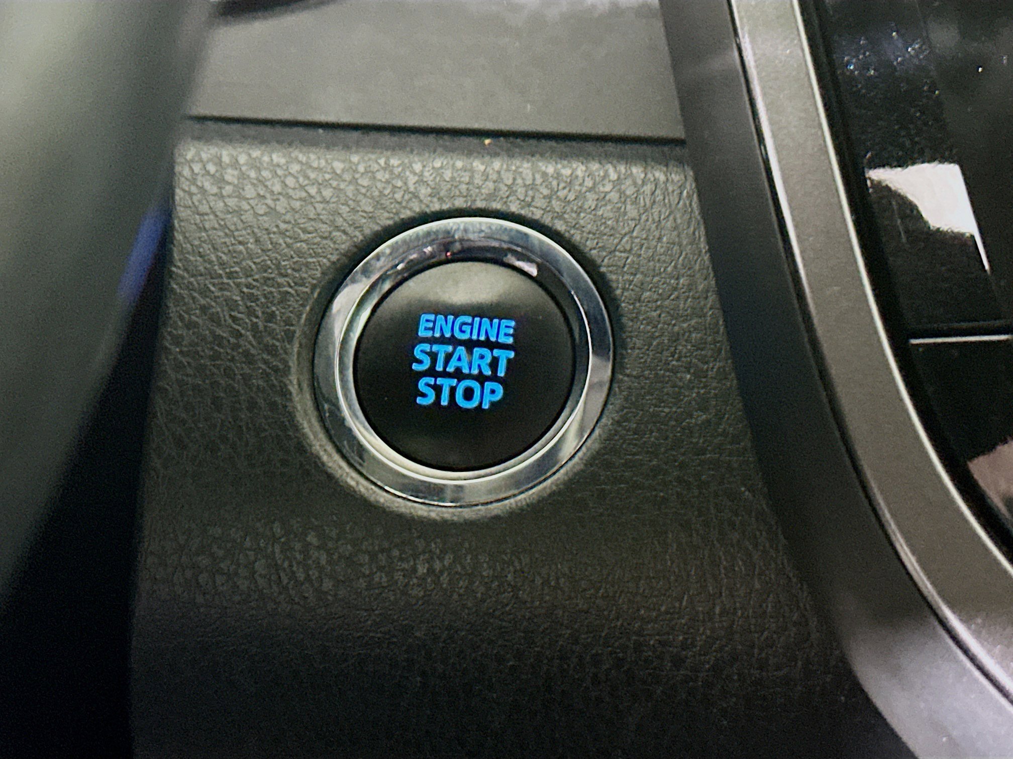 Used 2024 Toyota Camry SE w/ Convenience Package FWD image 20