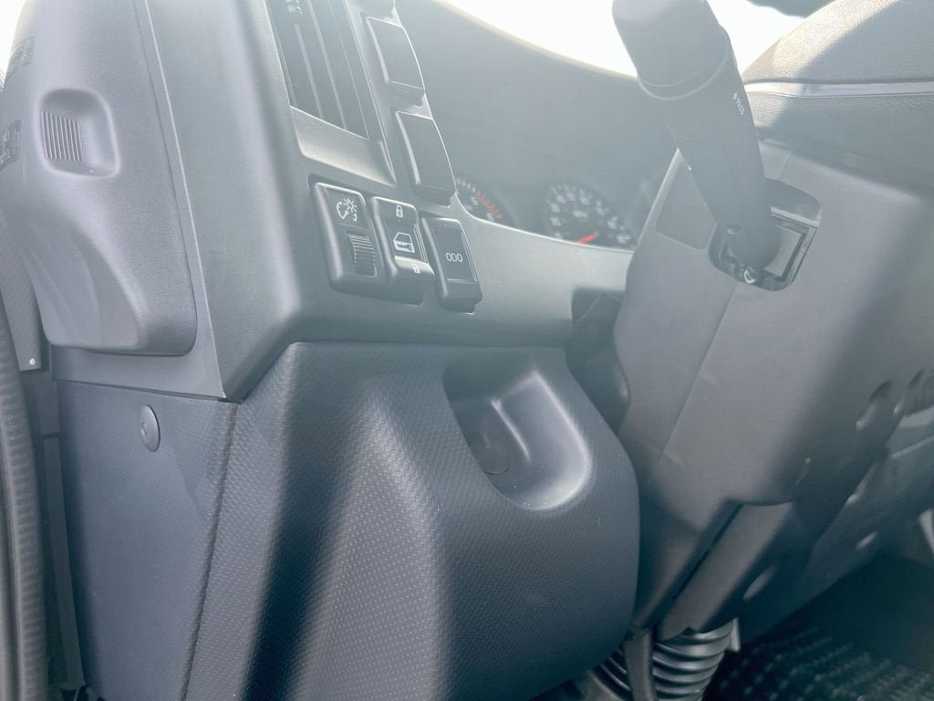 New 2025 Chevrolet Low Cab Forward 5500XG RWD image 28