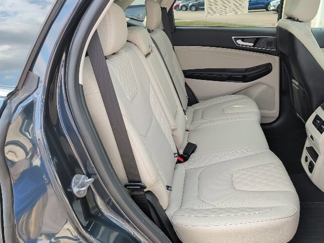 Certified 2024 Ford Edge Titanium w/ Equipment Group 301A AWD/4WD image 30
