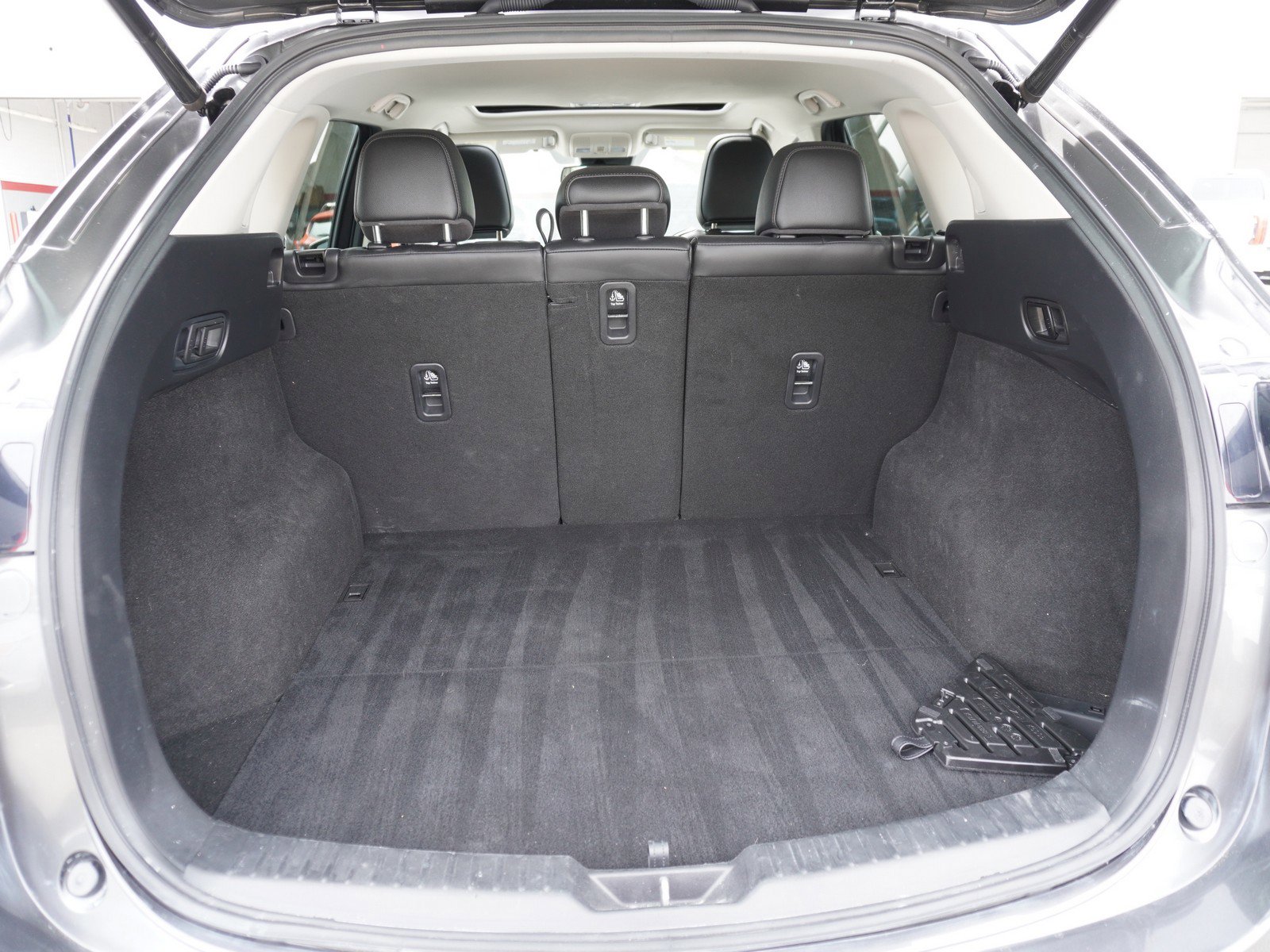 Used 2019 MAZDA CX-5 Grand Touring image 11