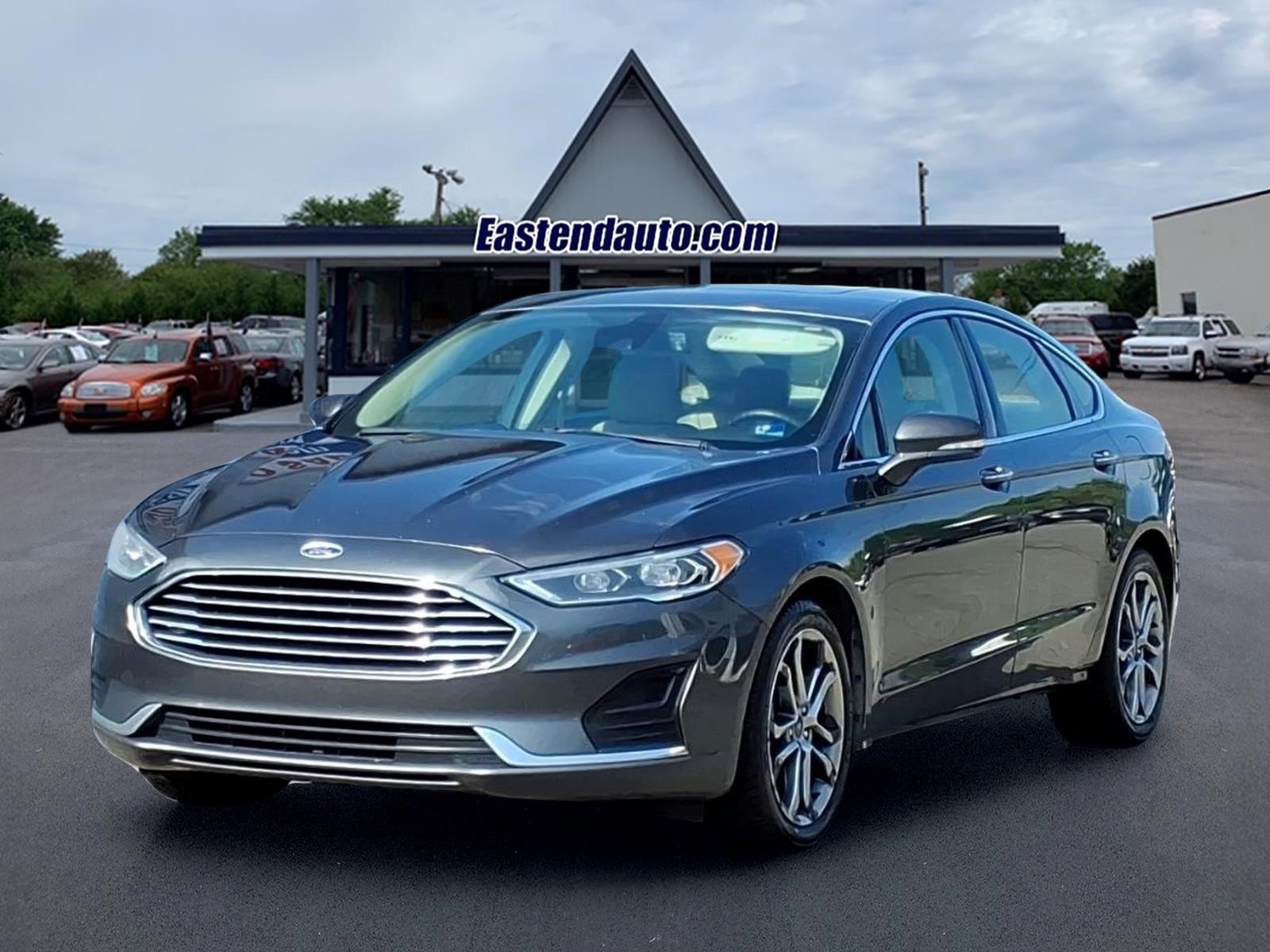 Used 2019 Ford Fusion SEL FWD image 1