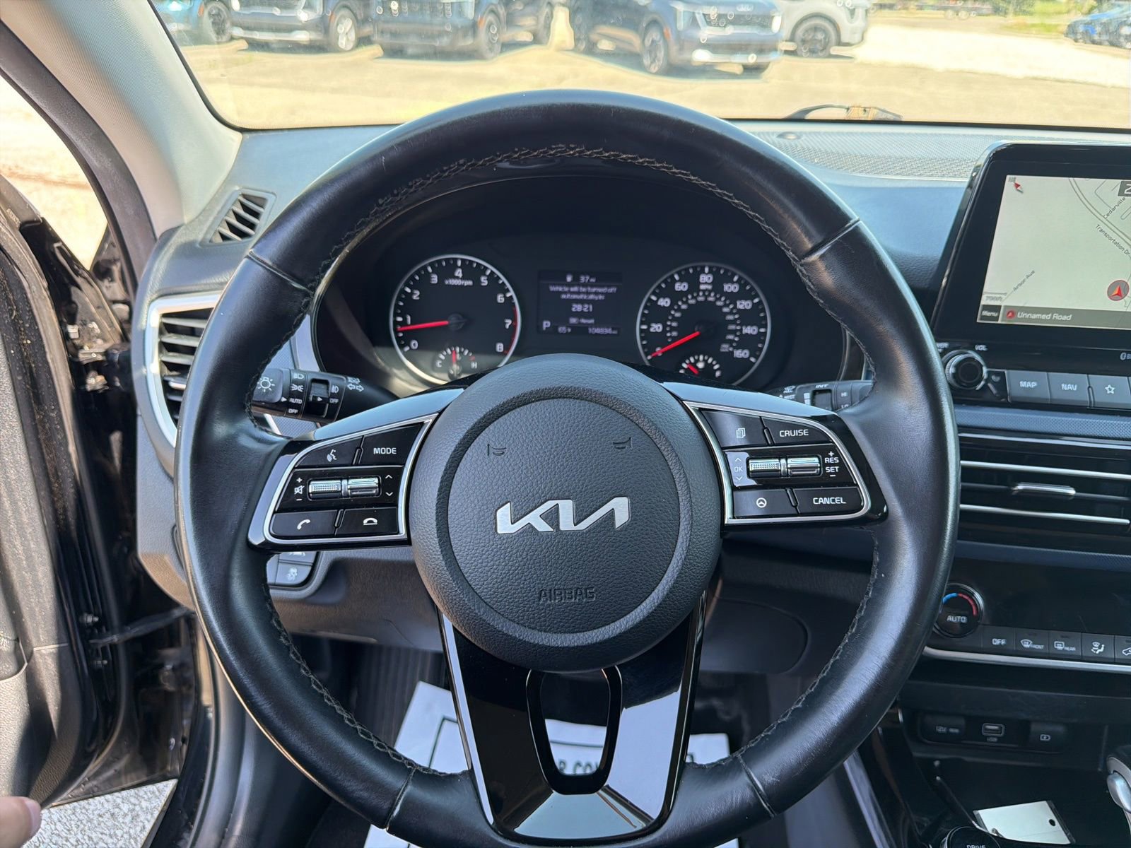 Used 2022 Kia Seltos S FWD image 12