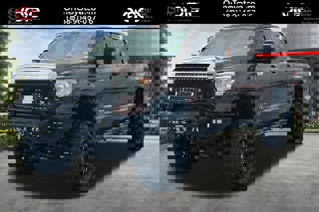 Used 2017 Toyota Tundra SR5 w/ SR5 Upgrade Package image 1