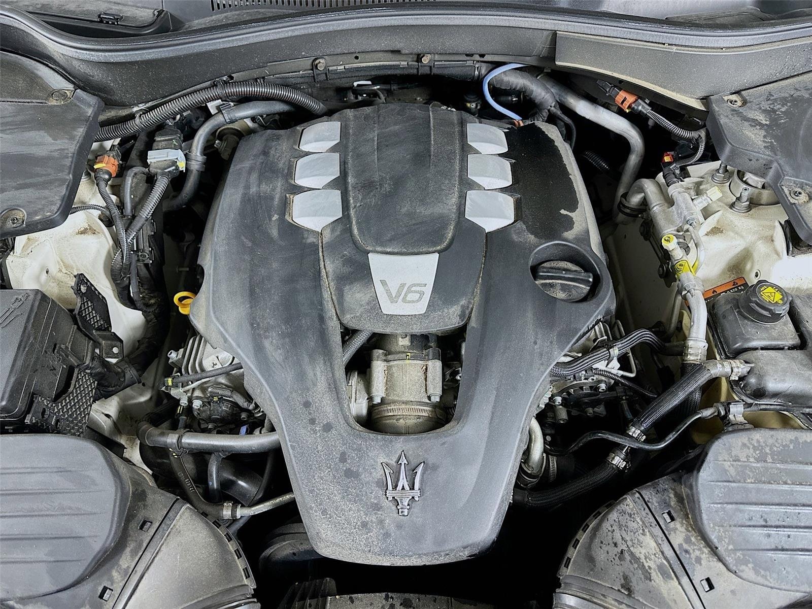 Used 2022 Maserati Levante GT image 13