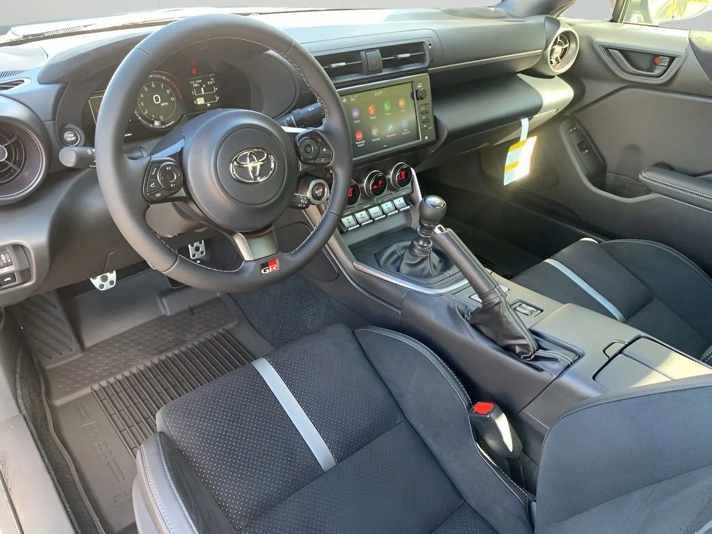 New 2025 Toyota GR86 Premium image 14