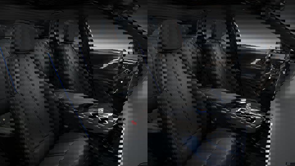 New 2026 Cadillac Lyriq Luxury w/ LPO, Floor Liner Package AWD/4WD image 21