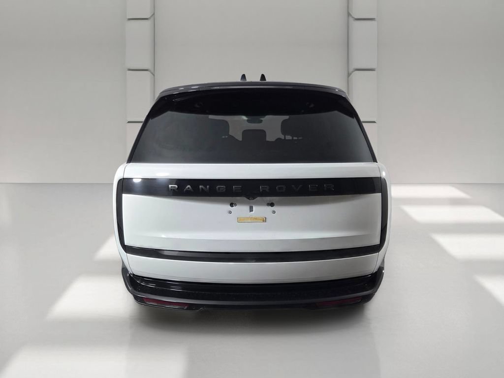 Used 2024 Land Rover Range Rover SE AWD/4WD image 6