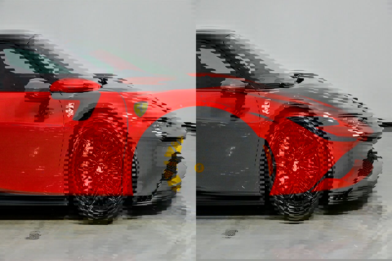 Used 2023 Ferrari SF90 Stradale image 14