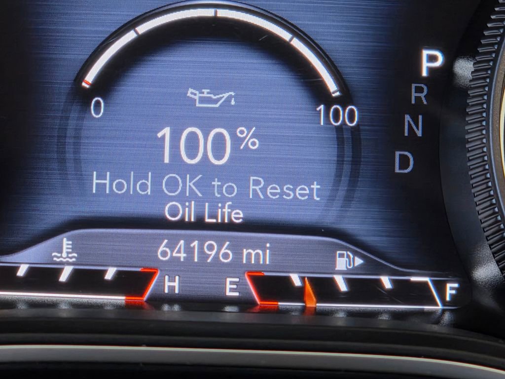 Used 2019 Jeep Cherokee Trailhawk w/ Comfort & Convenience Group image 39