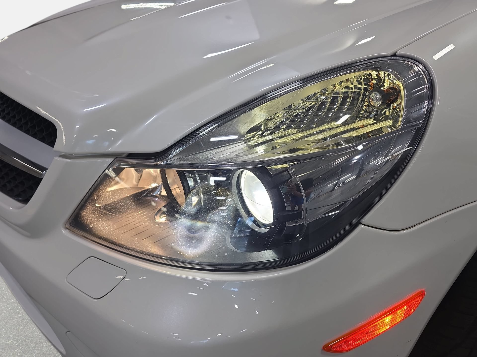 Used 2011 Mercedes-Benz SL 550 image 29