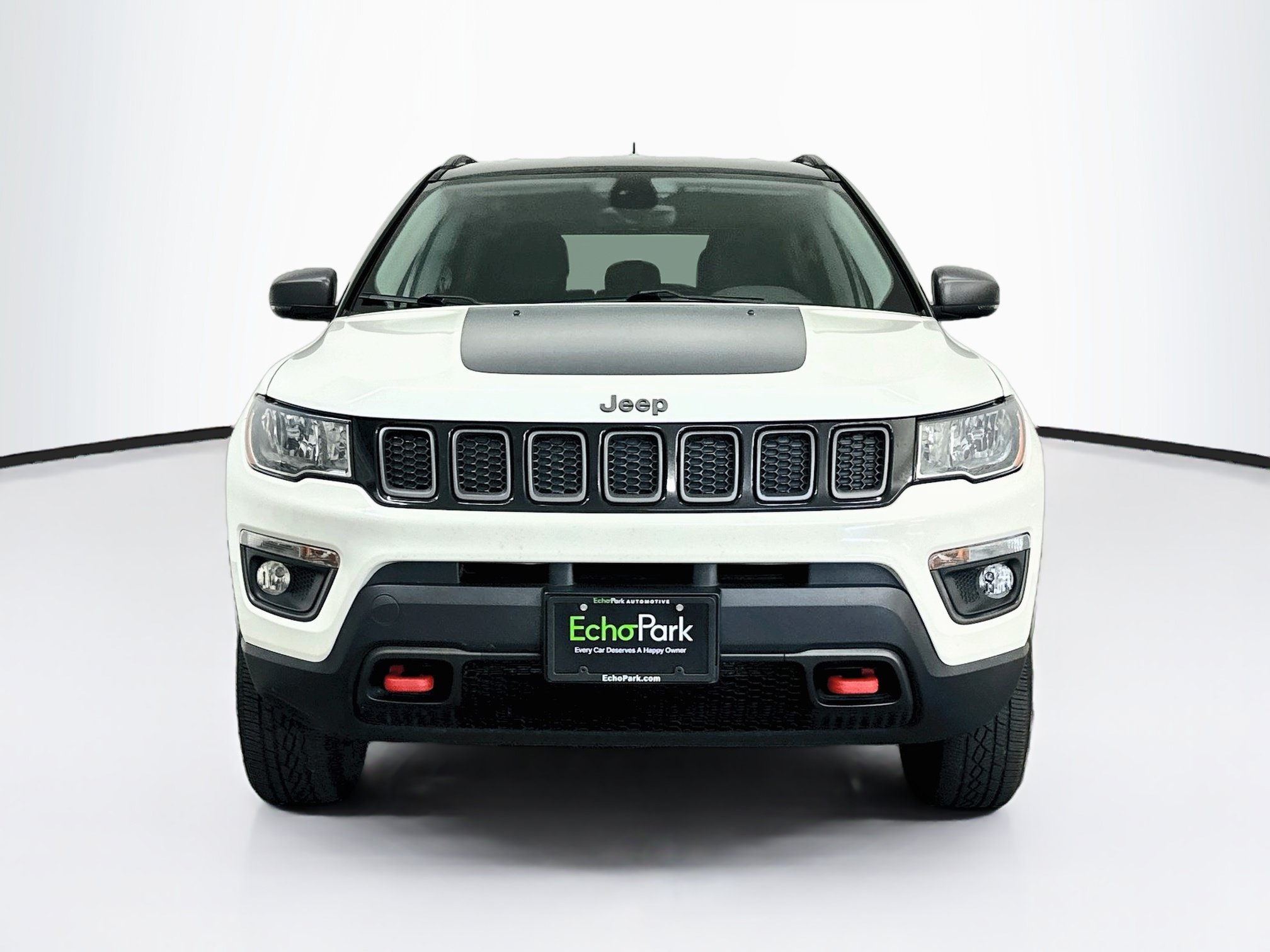 Used 2019 Jeep Compass Trailhawk w/ Cold Weather Group AWD/4WD image 2