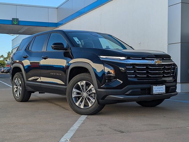New 2026 Chevrolet Equinox LT w/ Safety and Technology Package FWD image 2