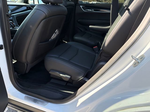 Used 2022 Cadillac XT6 Premium Luxury image 21