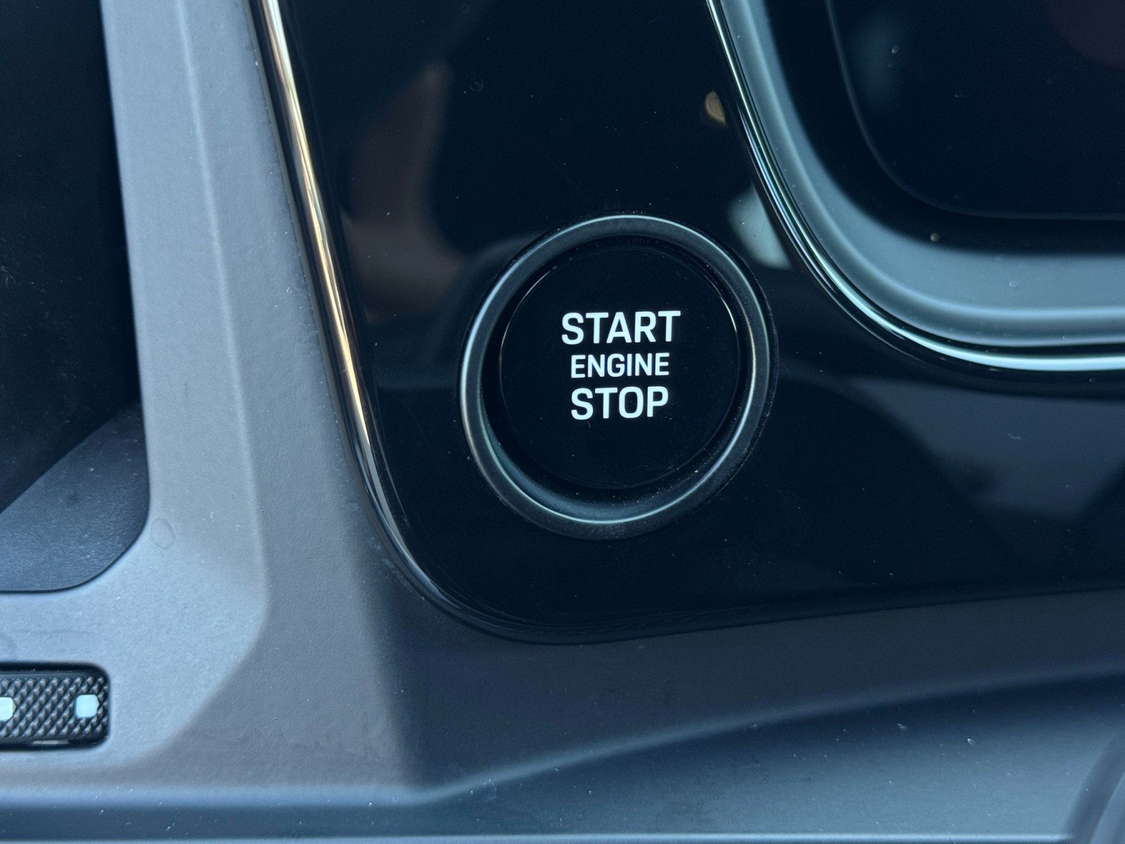 Used 2024 Porsche Cayenne Turbo AWD/4WD image 20