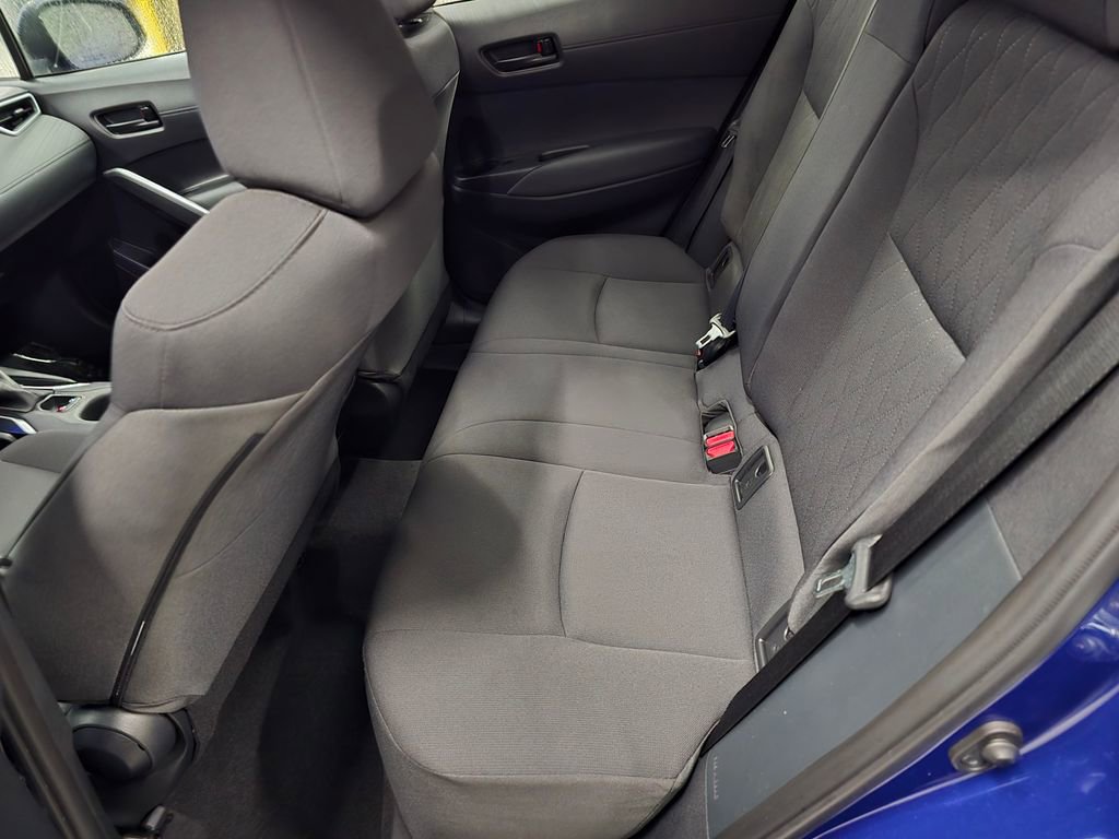 Used 2023 Toyota Corolla Cross LE w/ Moonroof Package image 27