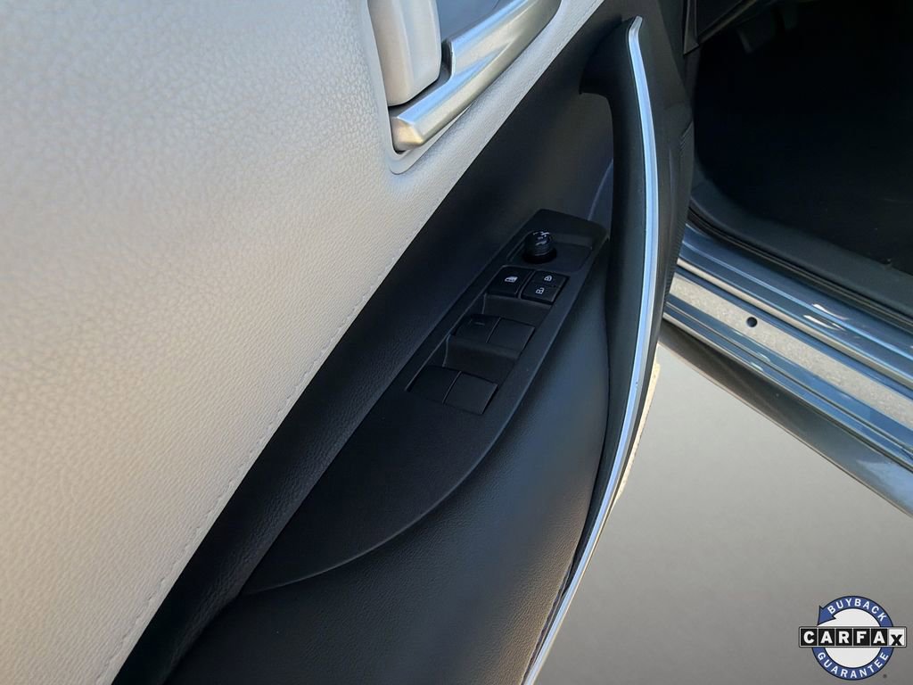 Used 2020 Toyota Corolla SE image 6