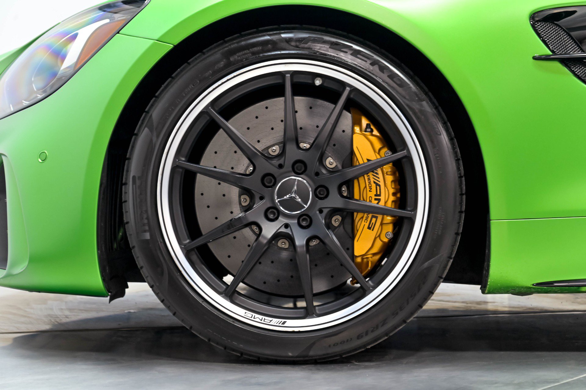 Used 2018 Mercedes-Benz AMG GT R image 37