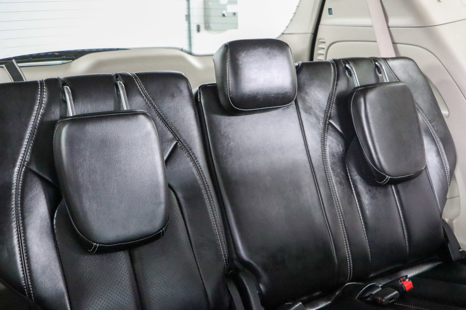 Used 2023 Chrysler Pacifica Touring-L image 29