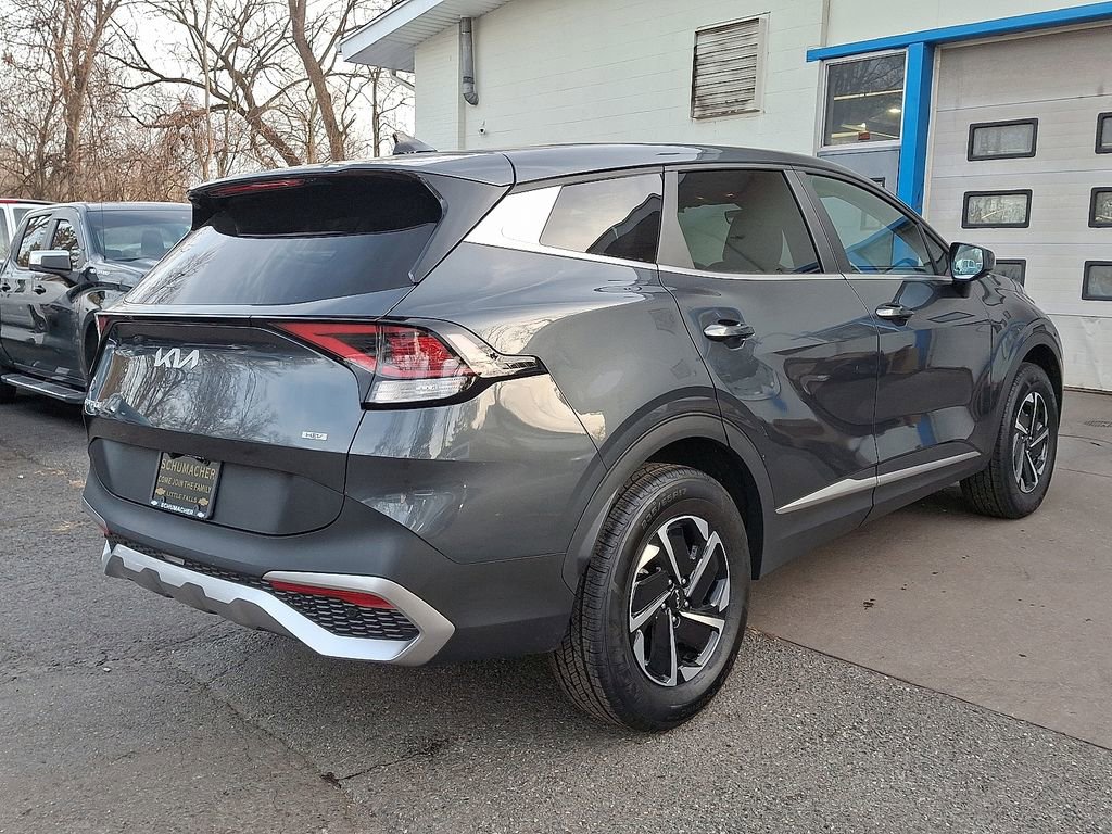 Used 2023 Kia Sportage LX image 8