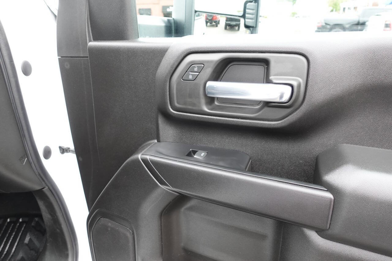 Used 2022 GMC Sierra 2500 Pro w/ Convenience Package AWD/4WD image 35