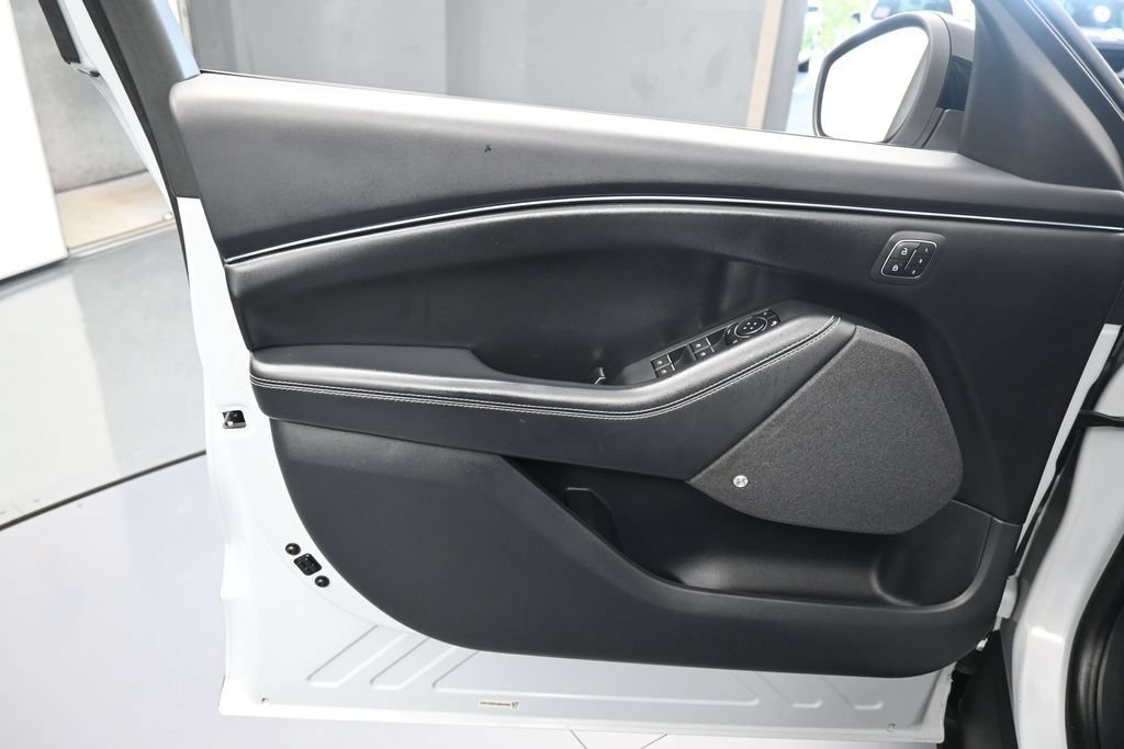 Used 2022 Ford Mustang Mach-E Premium RWD image 13