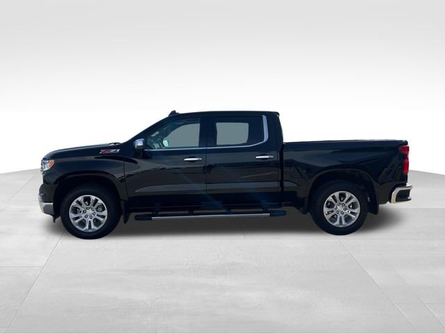 Certified 2022 Chevrolet Silverado 1500 LTZ w/ LTZ Premium Package AWD/4WD image 3