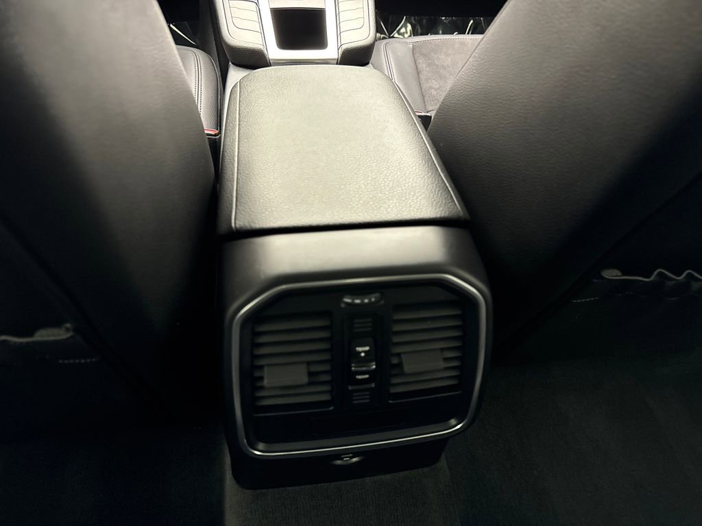 Used 2021 Porsche Macan image 67