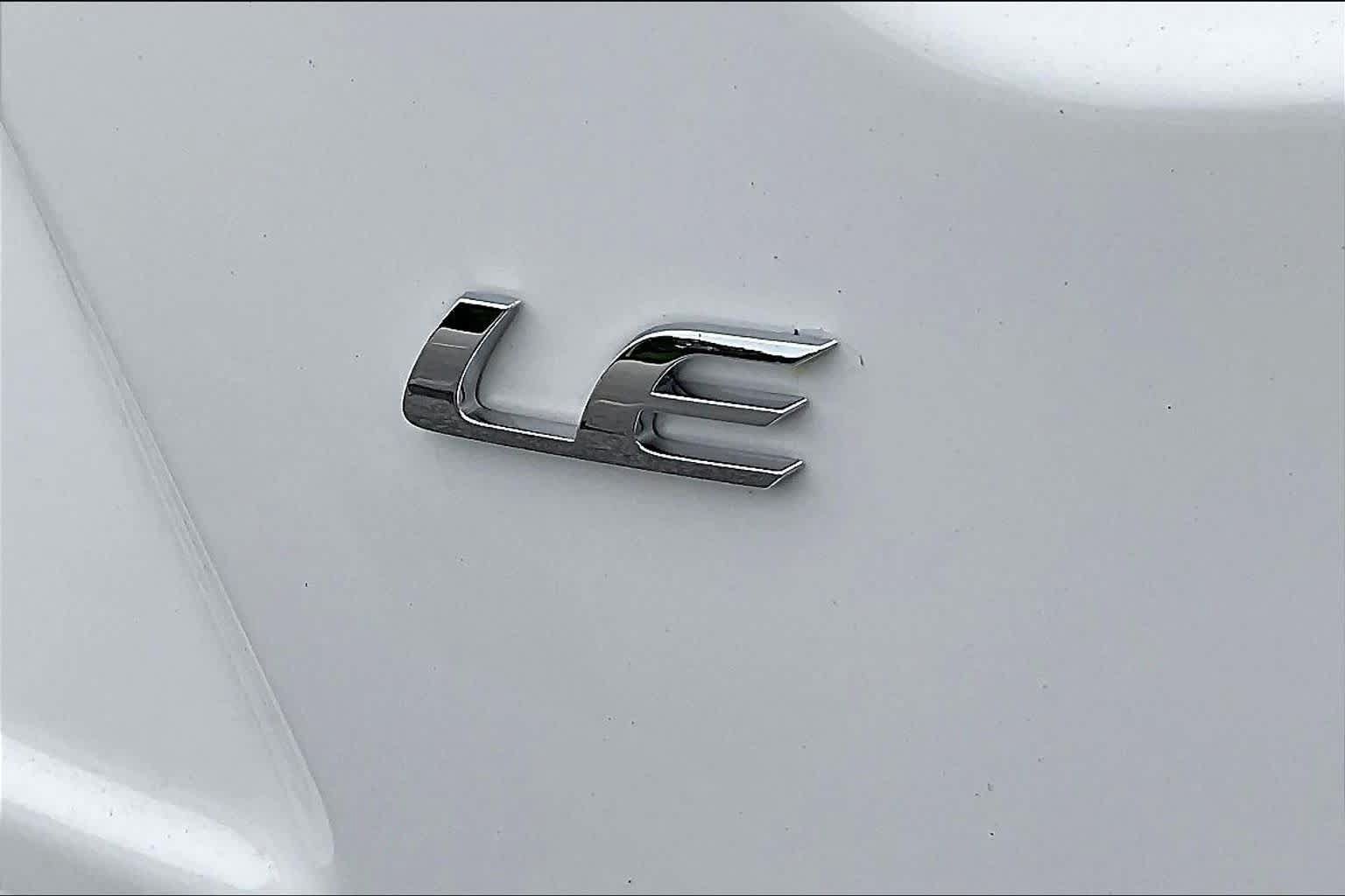 Used 2026 Toyota Corolla LE FWD image 19