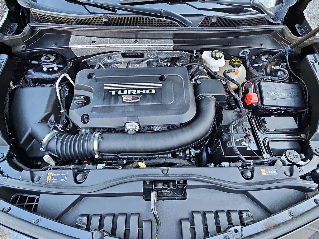 Used 2023 Cadillac XT4 Premium Luxury w/ Cold Weather Package image 32