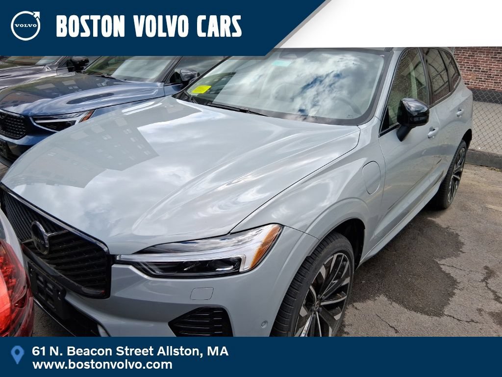 New 2026 Volvo XC60 T8 Ultra w/ Protection Package Premier AWD/4WD image 3