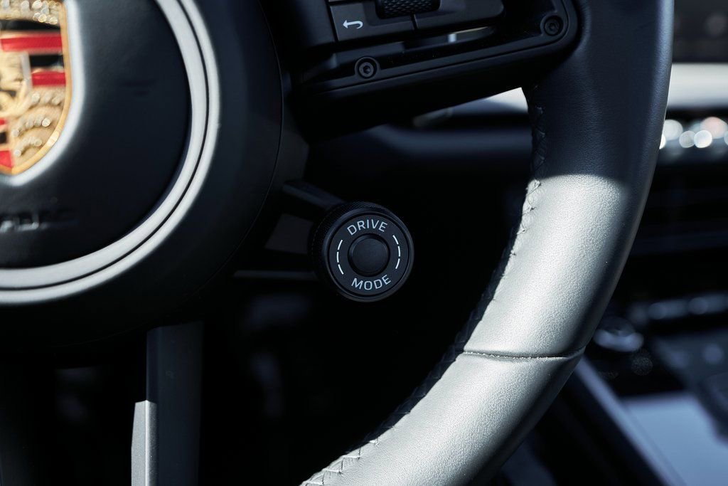 Used 2024 Porsche 911 Carrera S w/ Sport Package image 49