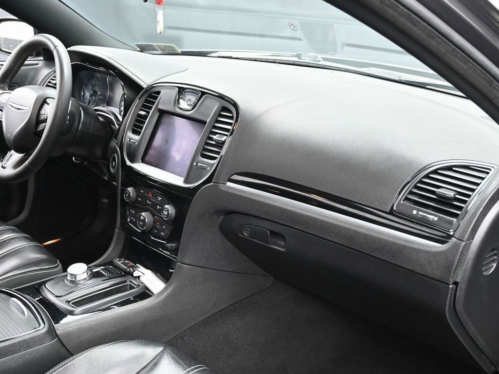 Used 2023 Chrysler 300 S image 35