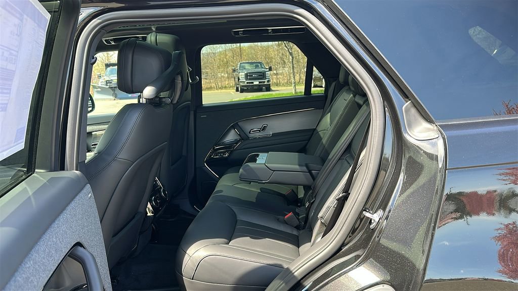 New 2026 Land Rover Range Rover Sport SE image 20
