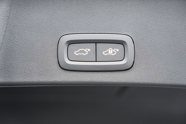 New 2026 Volvo EX40 Plus w/ Climate Package image 11