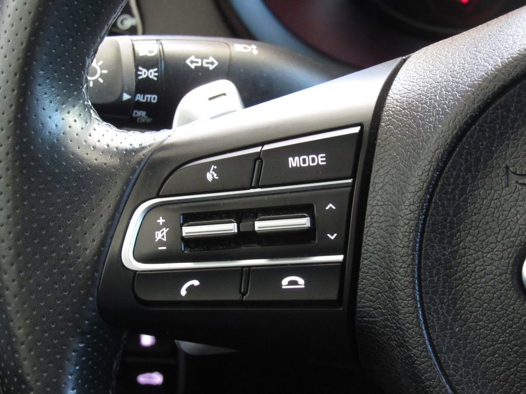 Used 2019 Kia Stinger GT2 AWD/4WD image 25